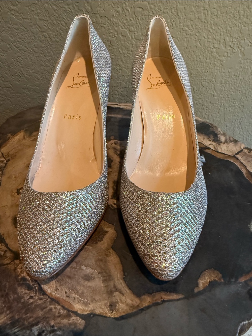 Christian Louboutin Women's Silver Glitter Fabric Diams Eloise Pumps Size 39.5